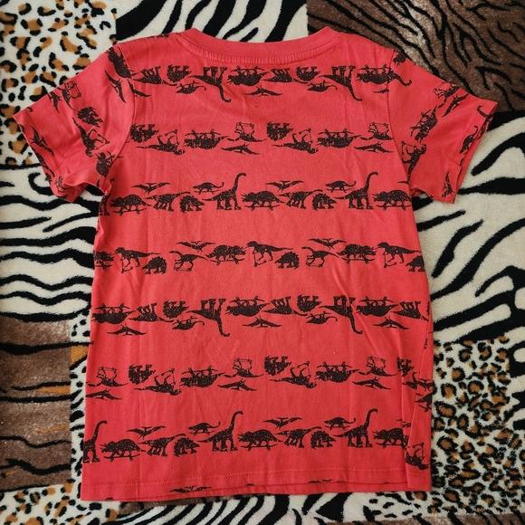 🎉Epic Threads Vibrant Red Tee With Black Dinosaurs Print On Wheels Size: 7 - Picture 3 of 5
